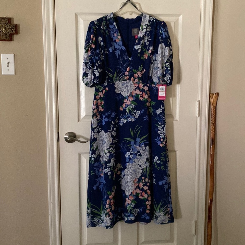 Vince Camuto midi dress